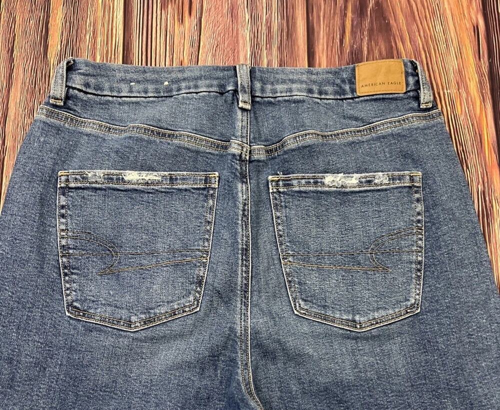 NWT American Eagle Jeans Women's Size 12 Short Curvy Mom Jean Stretch